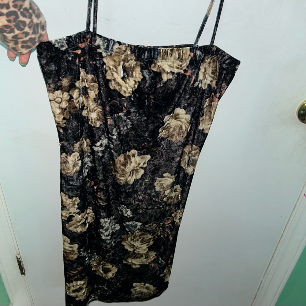 Fashion Nova Floral Velvet Midi Dress - Black and Gold